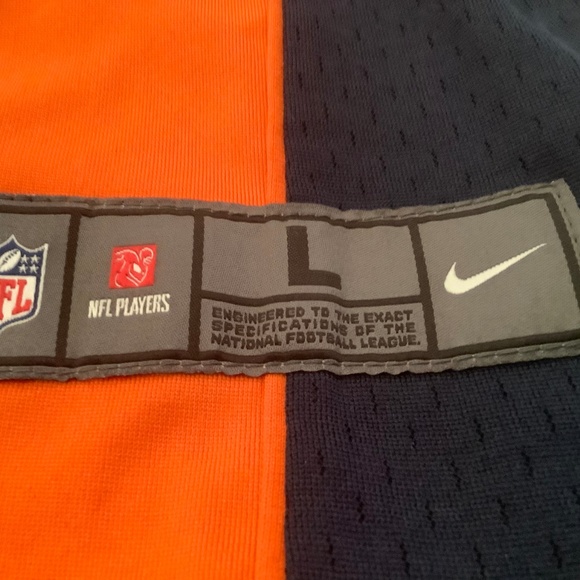 Peyton Manning - Picture 3 of 5